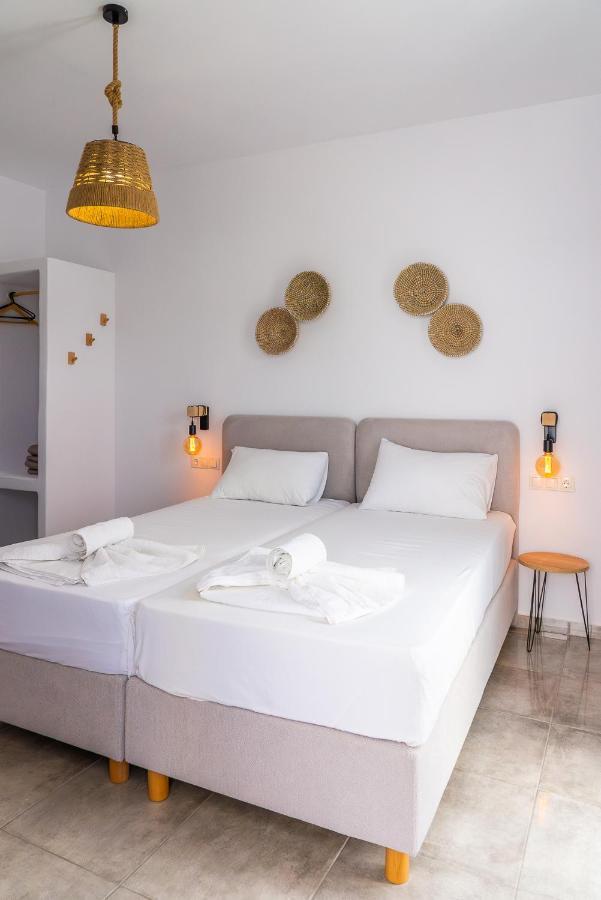 Eleftheria Studios Antiparos Town Exterior foto